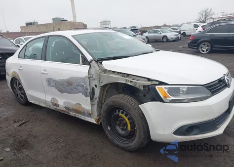 2011 Volkswagen Jetta 2.5L Sel z USA, uszkodzony, nr VIN 3VWLZ7AJ6BM303588